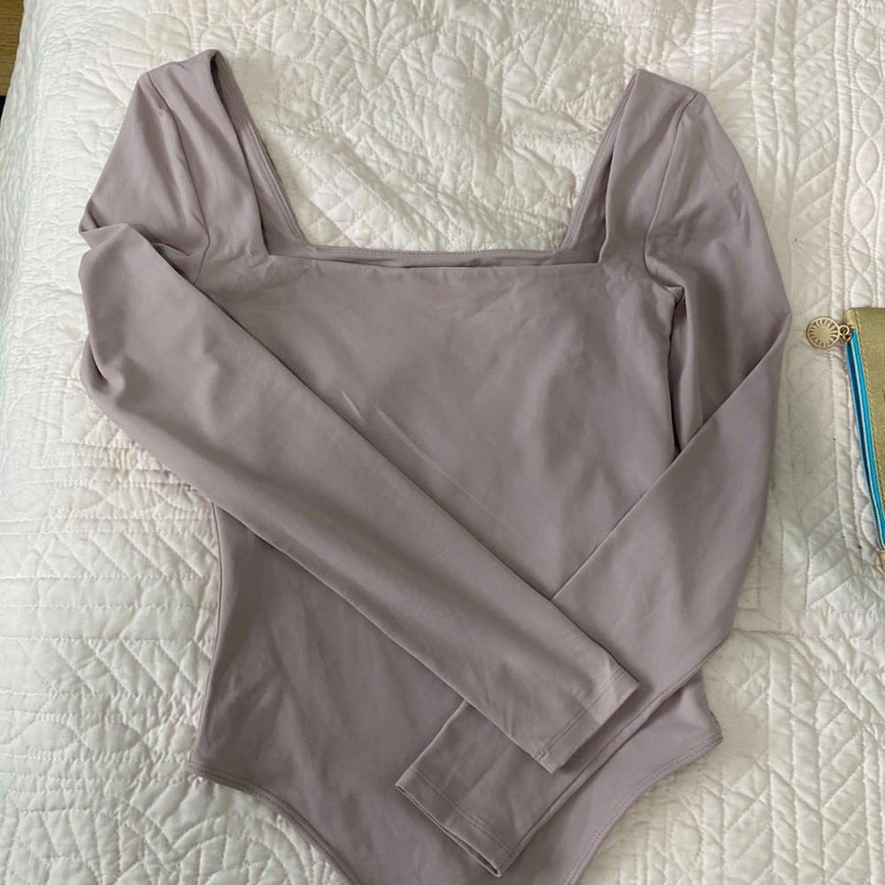 Aritzia Barbaton Contour Long Sleeve Warm Taupe
